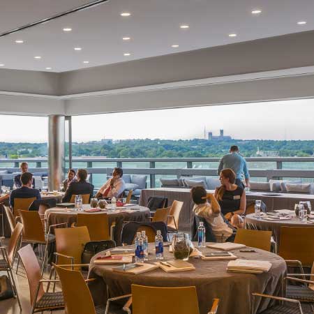 Amenity: Coffee & Wine Bar